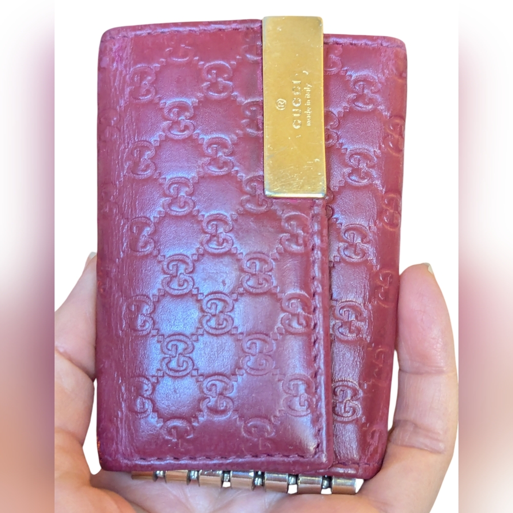 Gucci Burgundy Leather Key Case with Gold-Tone Clip